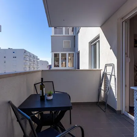Appartement Bruno One Bedroom With Parking