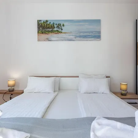 Bruno One Bedroom With Parking Lejlighed