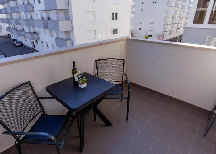 Bruno One Bedroom With Parking * Ζαντάρ