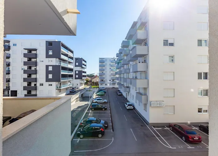 Διαμέρισμα Bruno One Bedroom With Parking