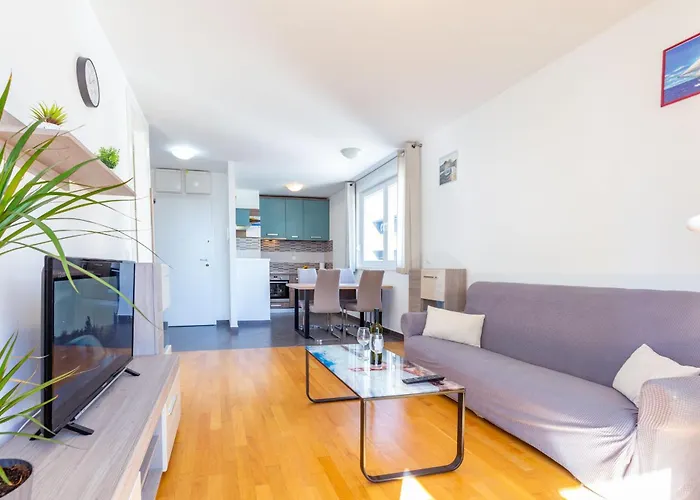 Διαμέρισμα Bruno One Bedroom With Parking Ζαντάρ