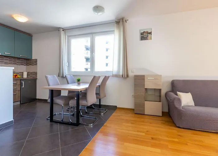 Bruno One Bedroom With Parking Διαμέρισμα